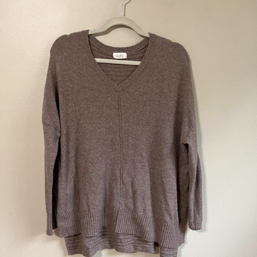 ‎Kaisley medium sweater